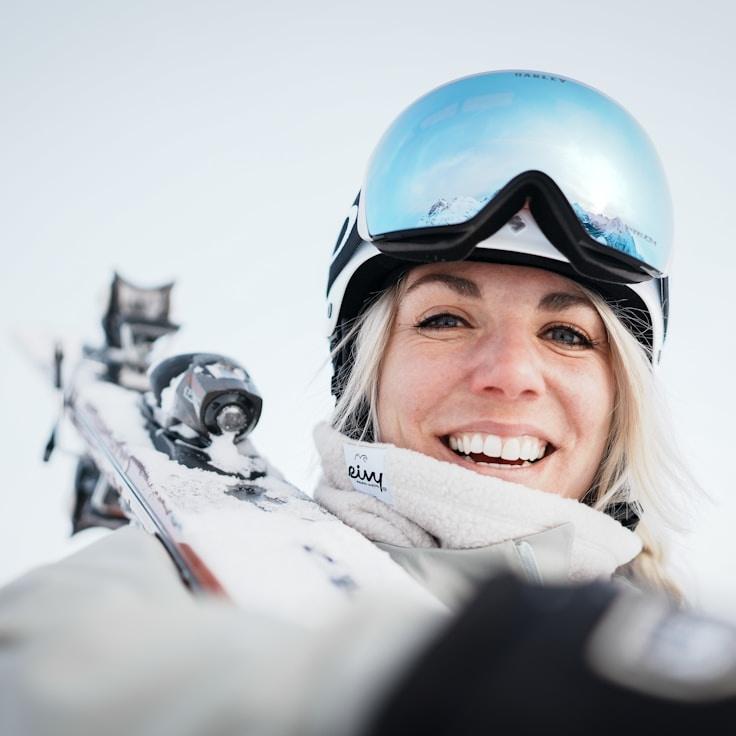 Niko Banerjee, Client Relations Director, discussing corporate gifting strategy with business clients